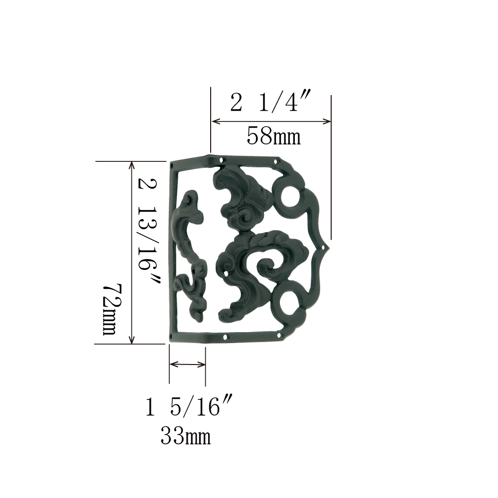 Dragon Corner Plates in Pair