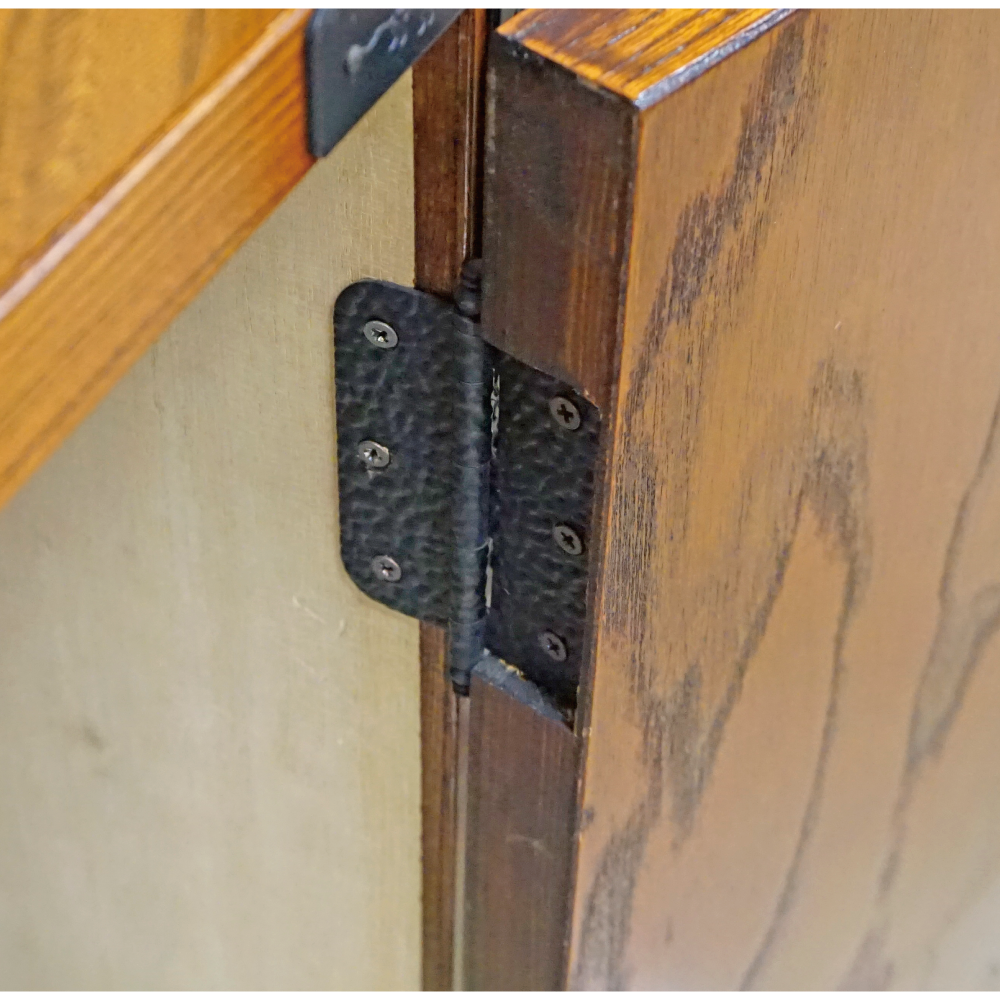 Textured Hinge