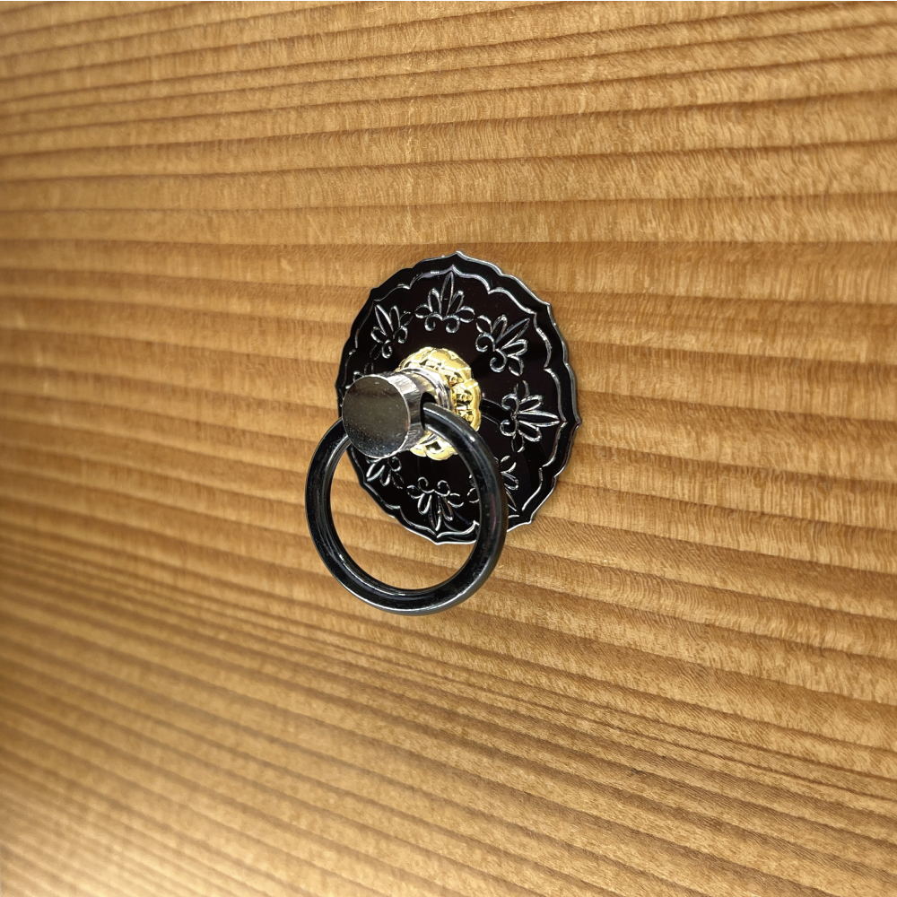 Divine Carving Ring Pull  l  Ring Diameter 1 3/8" (35mm)
